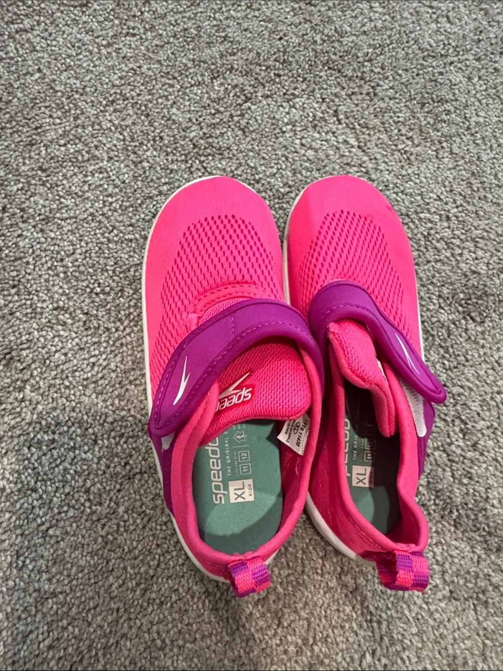 Kids Water Shoes - size XL